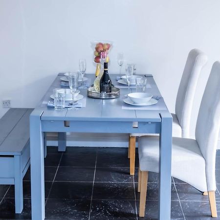 Penda Contractor And Leisure Guests Nottingham Villa Esterno foto
