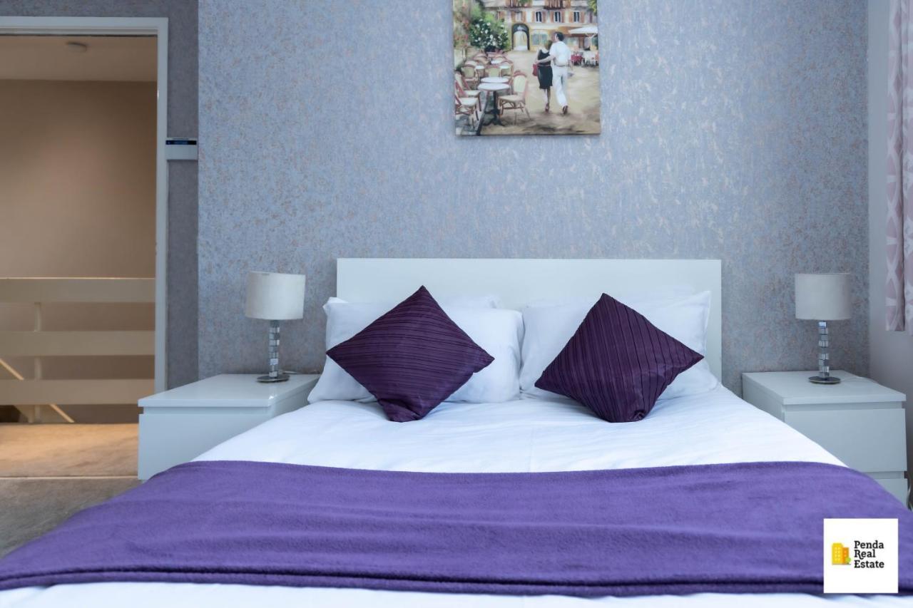 Penda Contractor And Leisure Guests Nottingham Villa Esterno foto