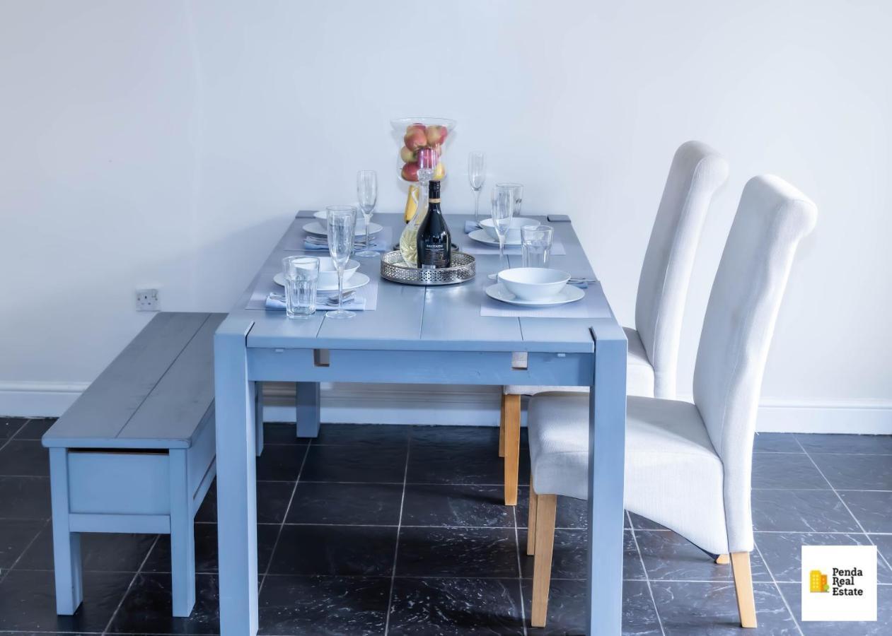 Penda Contractor And Leisure Guests Nottingham Villa Esterno foto